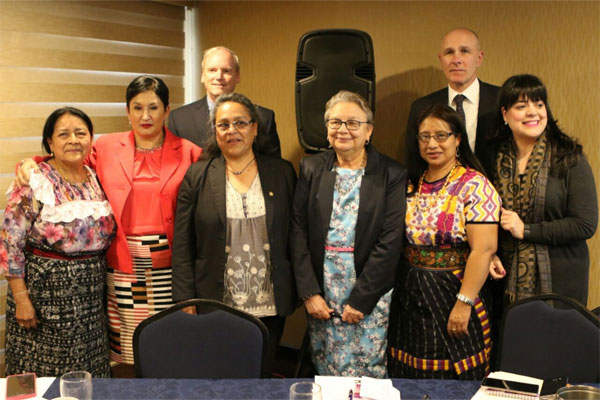 Leading_Guatemalan_Women_And_Representatives_From_Counterpart_and_USAID
