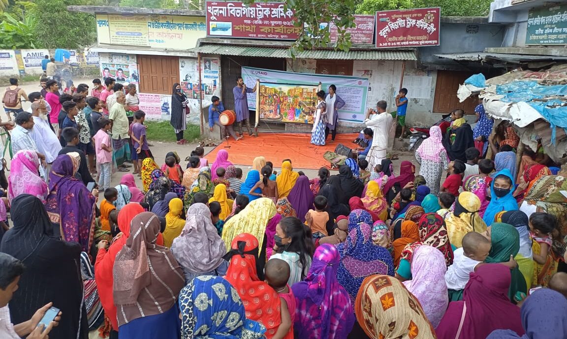 Public-Private Partnership Provides Clean Drinking Water in Bangladesh Slum